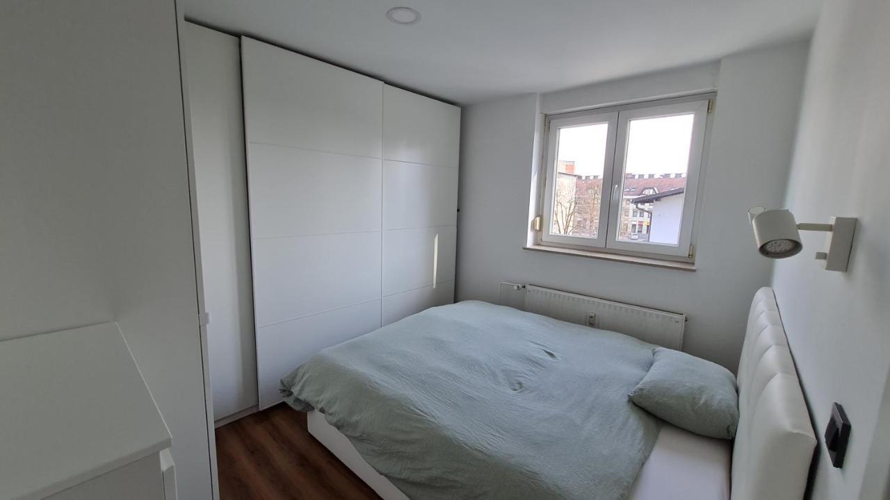 Ljubljanotti Appartement Ljubljana Buitenkant foto