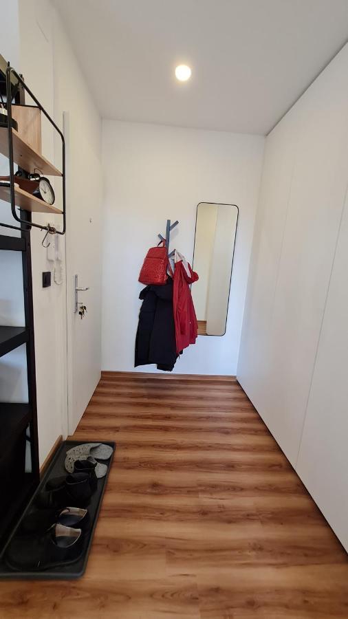 Ljubljanotti Appartement Ljubljana Buitenkant foto